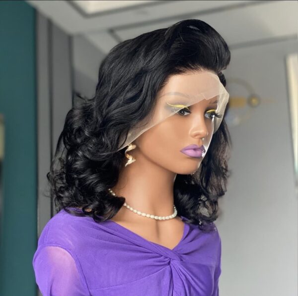 Bouncy curly 16 Inch wig
