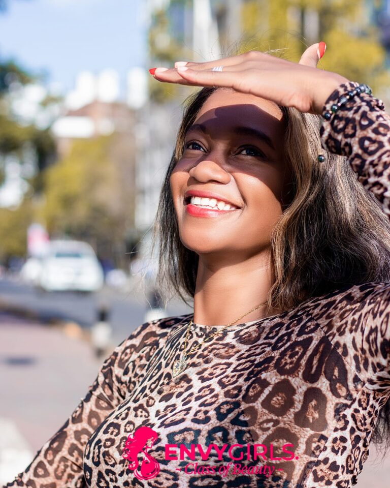 How to Match Your Wig with Your Outfit Like a Fashion Pro