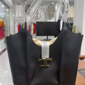 Aura Tote Bag