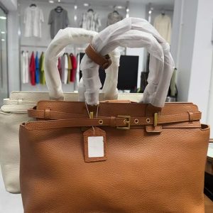 Aurelia Belted Leather Tote